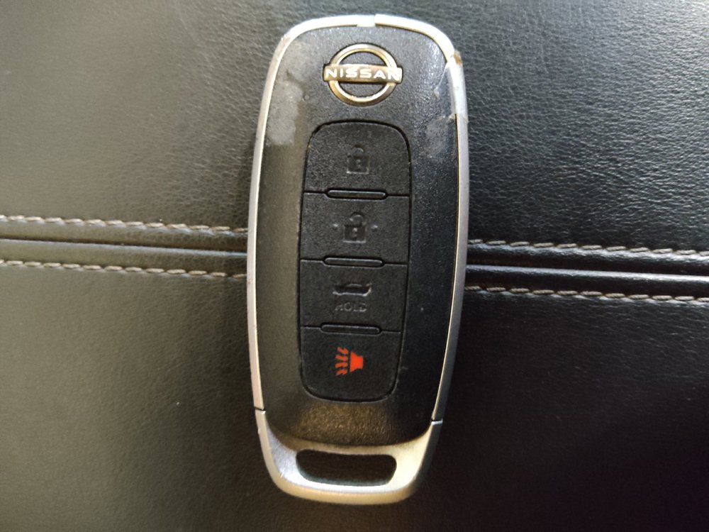 Used 2025 Nissan Sentra SV FWD image 32