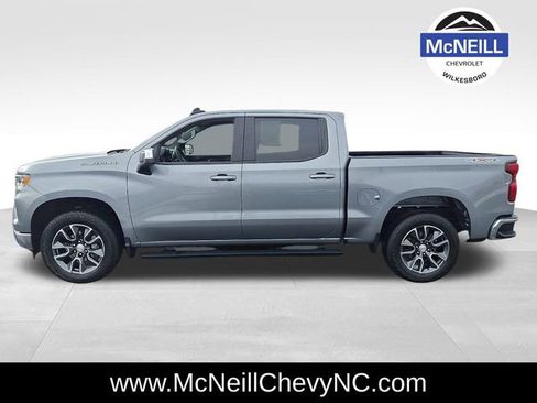Used 2024 Chevrolet Silverado 1500 LT image 4