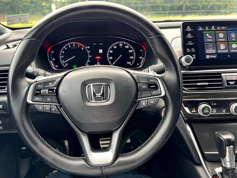 Used 2020 Honda Accord Sport image 12