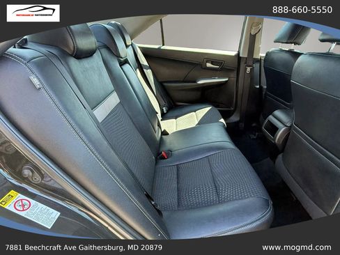 Used 2014 Toyota Camry SE FWD image 6