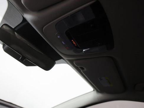 Used 2021 Kia Sorento S image 10