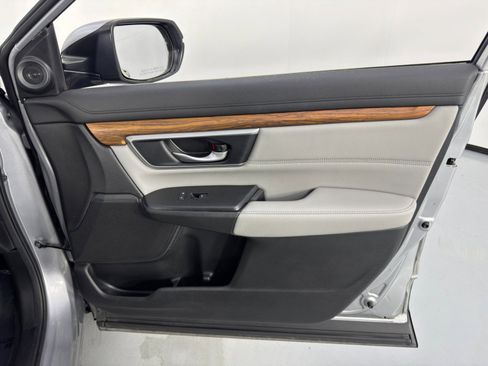 Used 2022 Honda CR-V Touring image 41