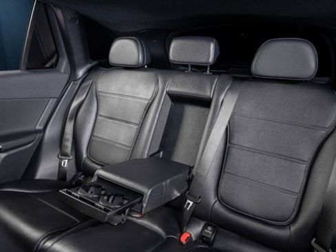 Certified 2026 Mercedes-Benz GLC 300 4MATIC image 27