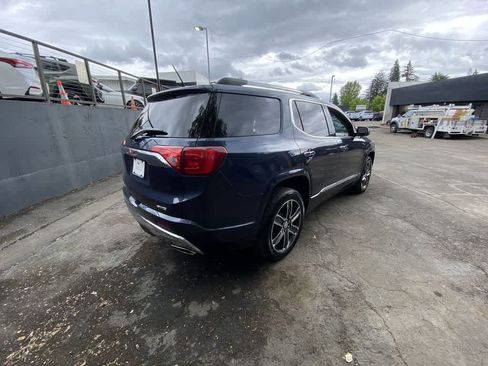 Used 2018 GMC Acadia Denali w/ Technology Package AWD/4WD image 6