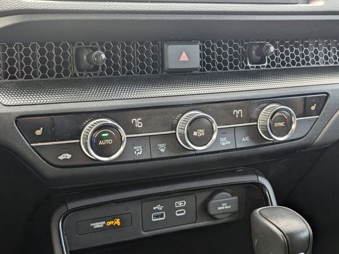 Certified 2025 Honda CR-V Sport image 18