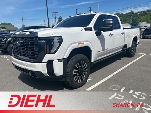 Used 2024 GMC Sierra 3500 Denali Ultimate AWD/4WD image 1