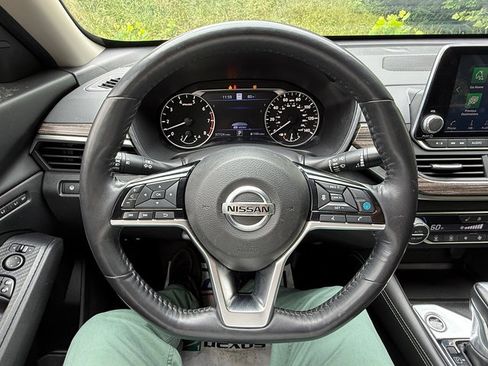 Used 2019 Nissan Altima 2.5 Platinum AWD/4WD image 19