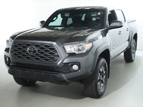 Certified 2023 Toyota Tacoma TRD Off-Road AWD/4WD image 1