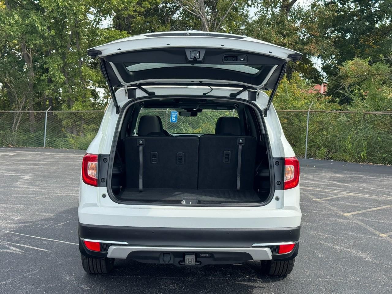 Used 2020 Honda Pilot Elite image 6
