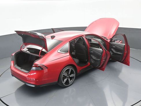 Used 2024 Honda Accord Sport image 70