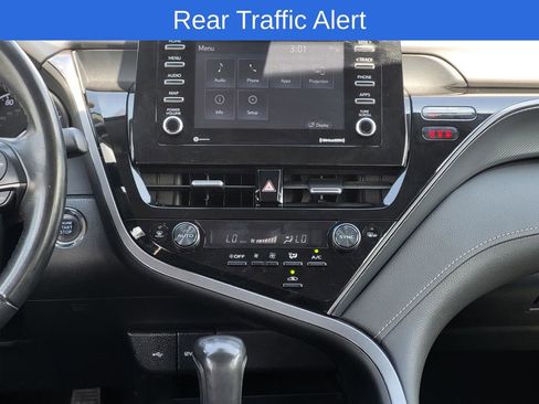 Used 2023 Toyota Camry SE image 13