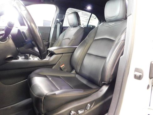Used 2019 Cadillac XT4 Sport w/ Enhanced Visibility Package AWD/4WD image 14