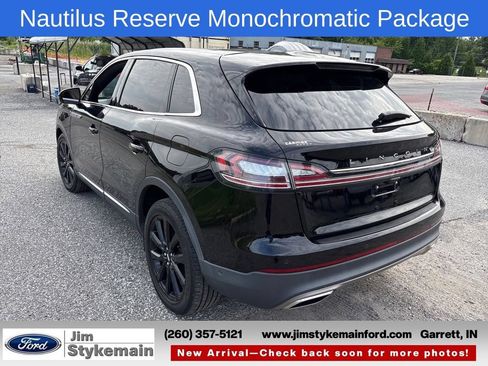 Used 2023 Lincoln Nautilus Reserve w/ Equipment Group 201A AWD/4WD image 4