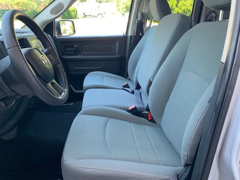 Used 2017 RAM 1500 Express AWD/4WD image 22