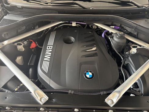 Used 2026 BMW X7 xDrive40i w/ Premium Package AWD/4WD image 37