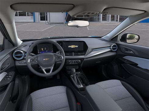 New 2026 Chevrolet Trax LT w/ Sunroof Package image 15