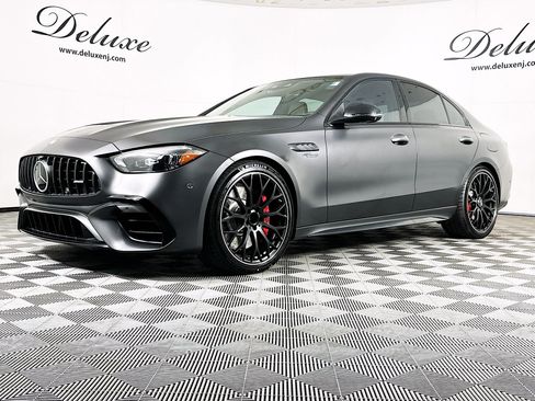 Used 2024 Mercedes-Benz C 63 AMG S image 3