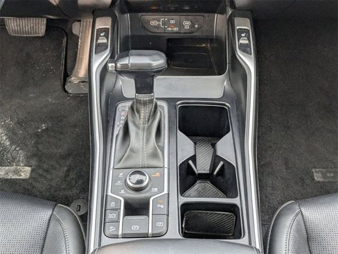 Used 2024 Kia Sorento S image 28