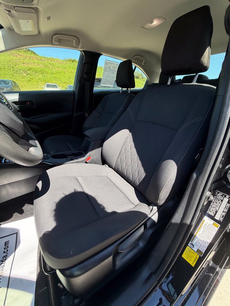 Used 2024 Toyota Corolla LE AWD/4WD image 14