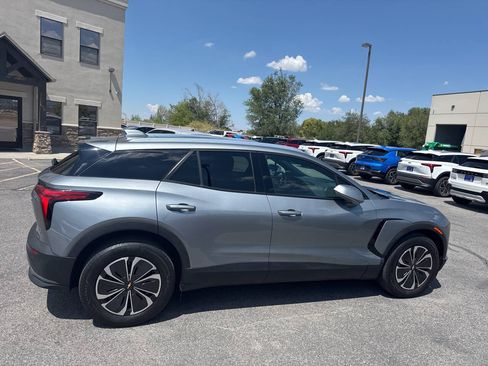 Used 2024 Chevrolet Blazer EV LT AWD/4WD image 8