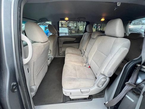 Used 2012 Honda Odyssey EX image 11