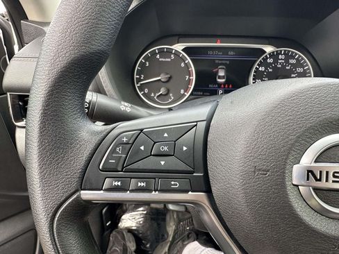 Used 2023 Nissan Sentra SV FWD image 29