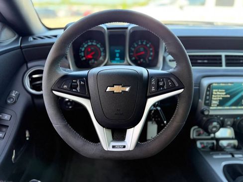 Used 2015 Chevrolet Camaro SS w/ SS Performance Package RWD image 15