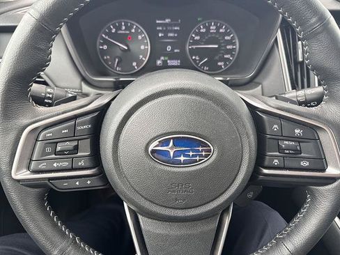 Used 2025 Subaru Outback Limited AWD/4WD image 39