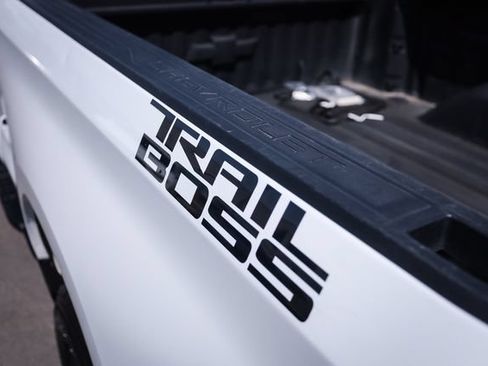 Used 2022 Chevrolet Silverado 1500 Custom Trail Boss w/ Safety Confidence Package AWD/4WD image 19