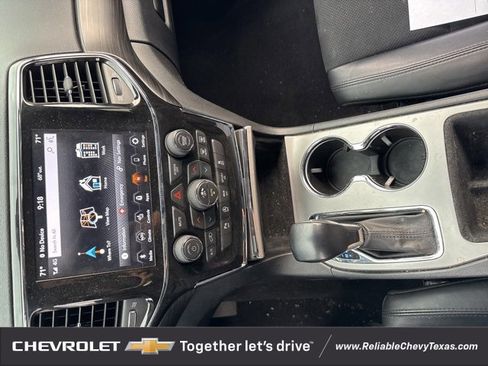 Used 2021 Jeep Grand Cherokee Laredo X image 32