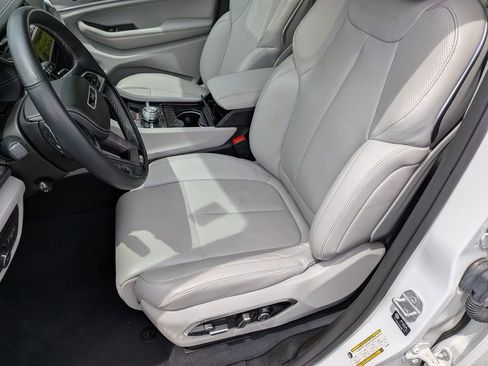 Used 2023 Jeep Grand Cherokee L Overland w/ Advanced Protech Group III AWD/4WD image 28