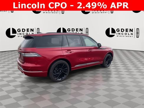 Certified 2025 Lincoln Aviator Reserve w/ Luxury Package image 8