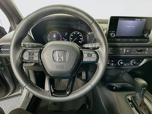 Used 2024 Honda HR-V Sport image 11