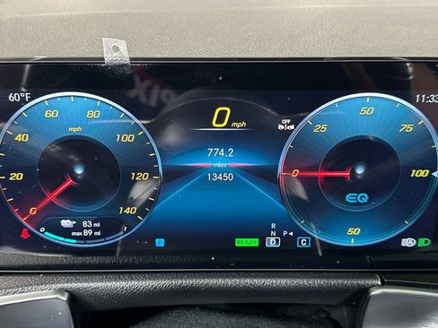 Certified 2023 Mercedes-Benz EQB 300 4MATIC image 31