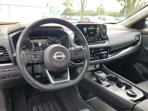 Certified 2023 Nissan Rogue SL w/ SL Premium Package AWD/4WD image 8