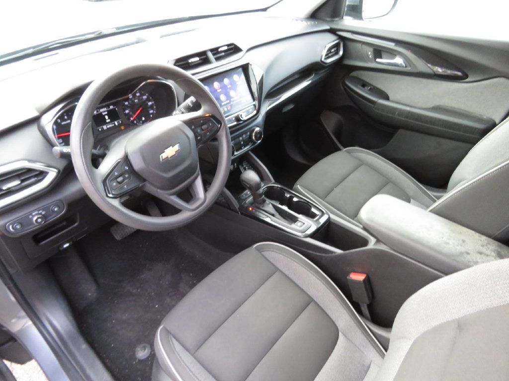 Used 2021 Chevrolet TrailBlazer LT w/ Convenience Package AWD/4WD image 11
