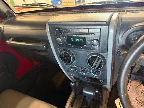 Used 2008 Jeep Wrangler X AWD/4WD image 15