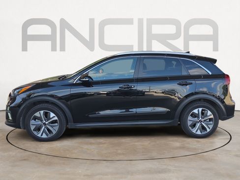 Certified 2022 Kia Niro EX FWD image 5