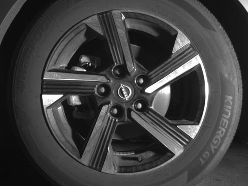 Used 2025 Nissan Sentra SV image 12