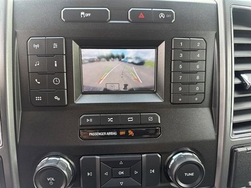 Used 2018 Ford F150 XLT w/ XTR Package AWD/4WD image 18