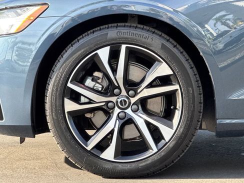 Certified 2025 Volvo S60 B5 Core FWD image 24