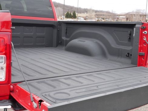 Used 2024 RAM 2500 Big Horn w/ Bed Utility Group image 18