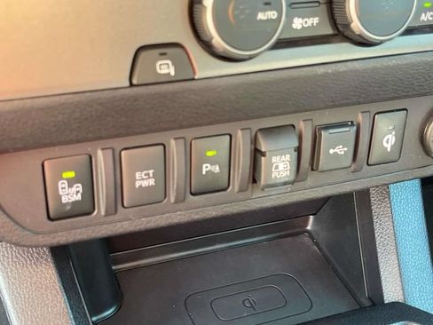 Used 2020 Toyota Tacoma TRD Sport w/ TRD Premium Sport Package RWD image 34