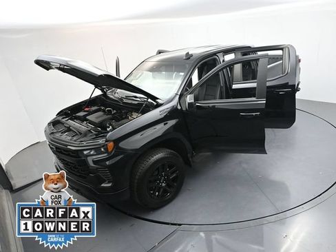 Used 2023 Chevrolet Silverado 1500 LT Trail Boss w/ LT Trail Boss Premium Package AWD/4WD image 48