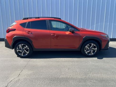 Used 2024 Subaru Crosstrek 2.0i Premium AWD/4WD image 7