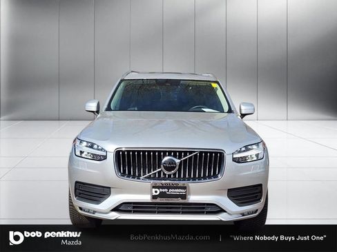 Used 2021 Volvo XC90 T6 Momentum w/ Climate Package image 21