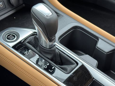 New 2025 Nissan Sentra SV w/ SV Premium Package image 17