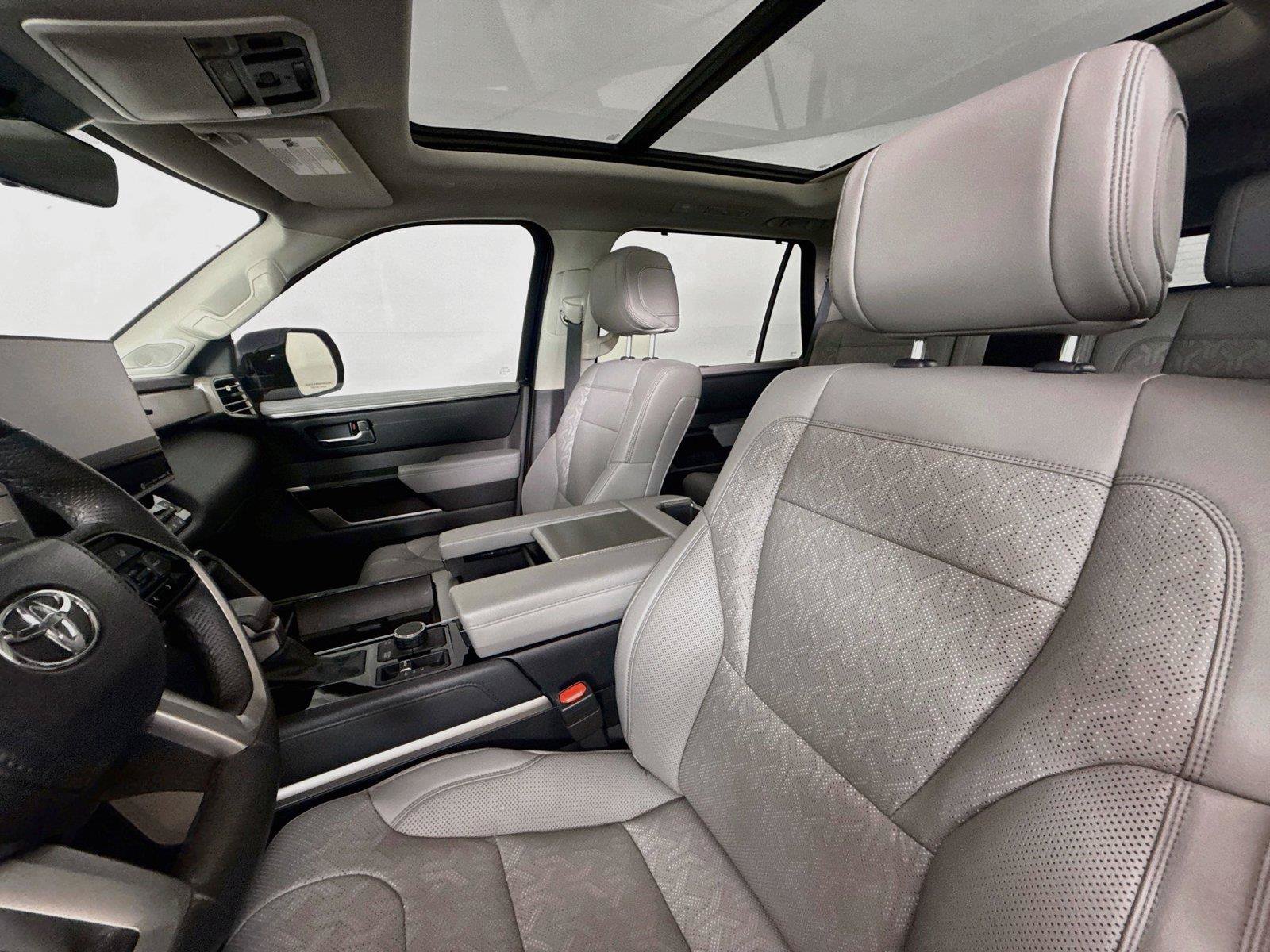 Certified 2024 Toyota Sequoia Limited AWD/4WD image 3
