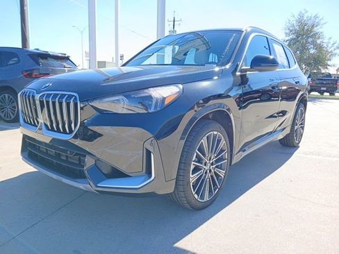 New 2026 BMW X1 xDrive28i AWD/4WD image 3