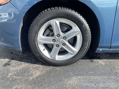 Certified 2024 Chevrolet Malibu LS image 30